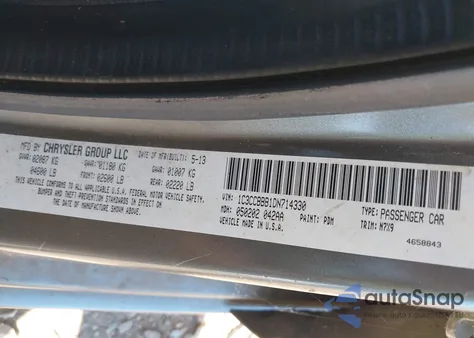 2013 Chrysler 200 Touring z USA, uszkodzony, nr VIN 1C3CCBBB1DN714330